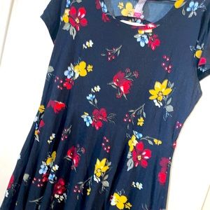 Cute fit and flare, swing dress!!! stretchy/ soft material